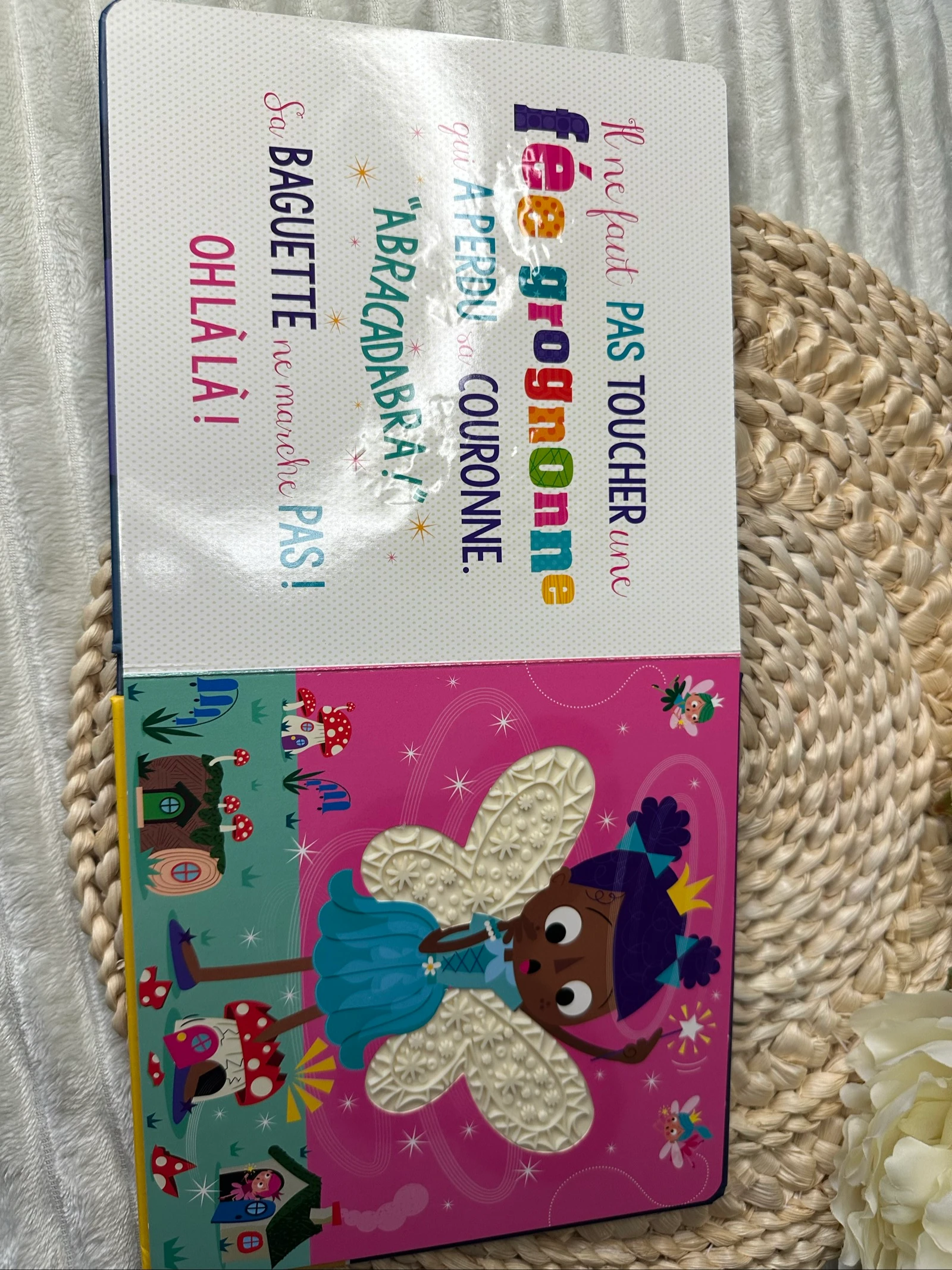 Libro táctil de cartón Nunca toques a un unicornio gruñón – photo 7